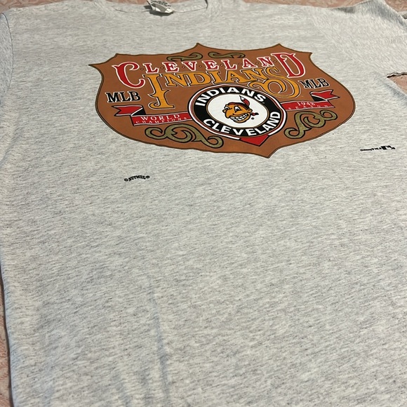 XL Nutmeg Men’s Vintage Cleveland Indians MLB T shirt. - Picture 3 of 6